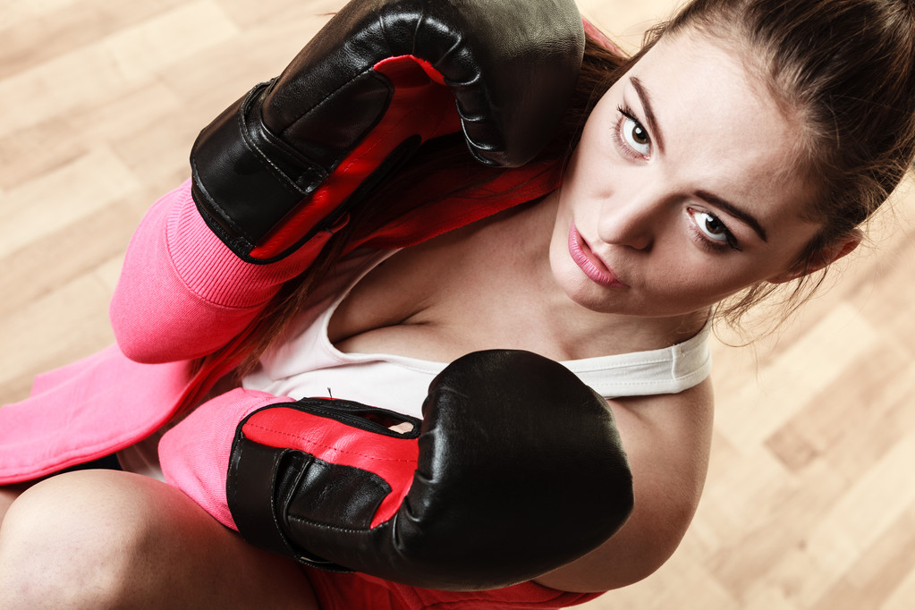 ヤング女子ボクシングに適合 - 写真・画像