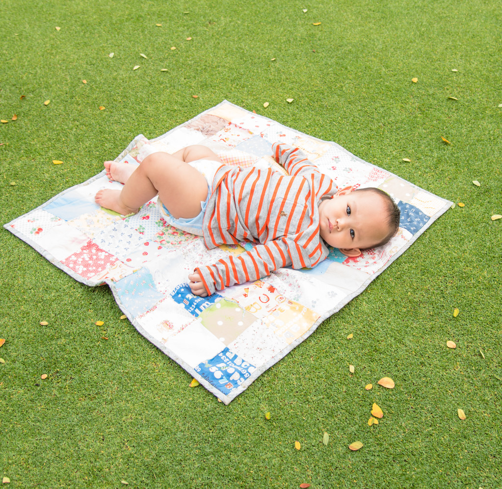 Asiatique bébé pose
 - Photo, image