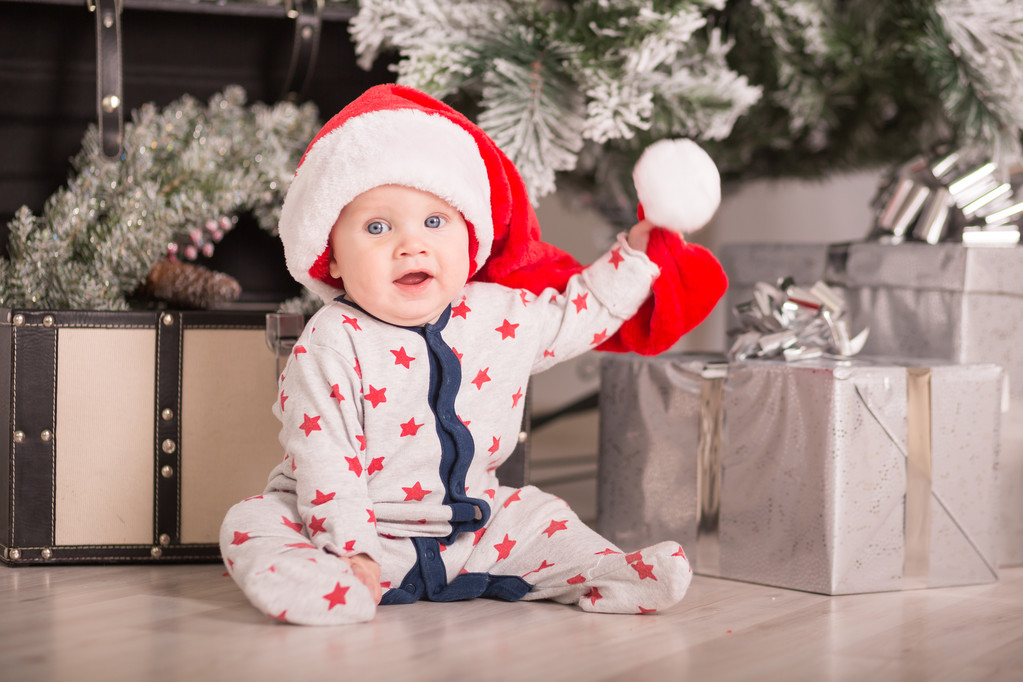 Hermoso bebé celebra la Navidad
 - Foto, imagen