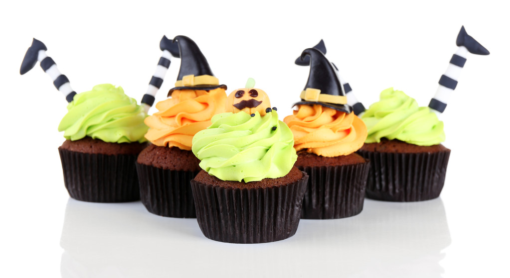 Cupcakes de Halloween isolados em branco
 - Foto, Imagem