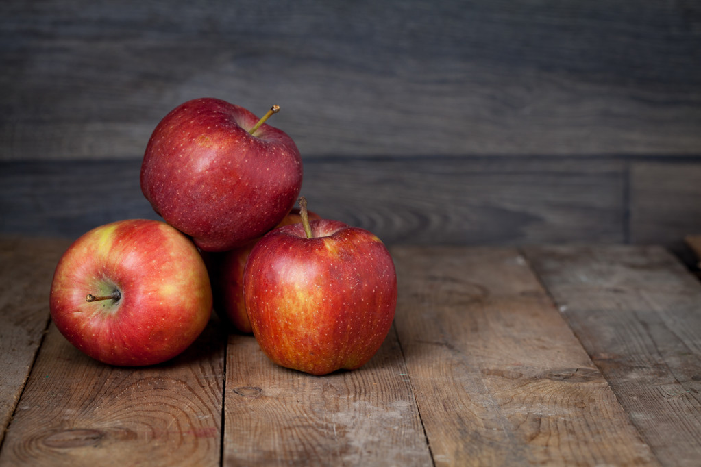 Свежие красные яблоки
 - Фото, изображение