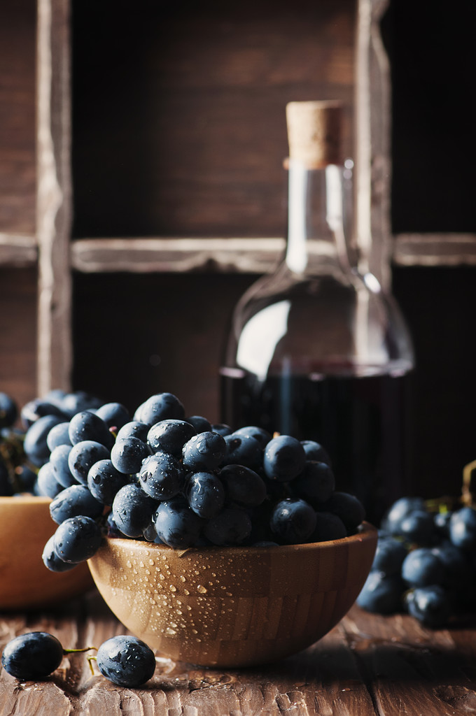 Świeżych winogron i czerwonego wina - Zdjęcie, obraz