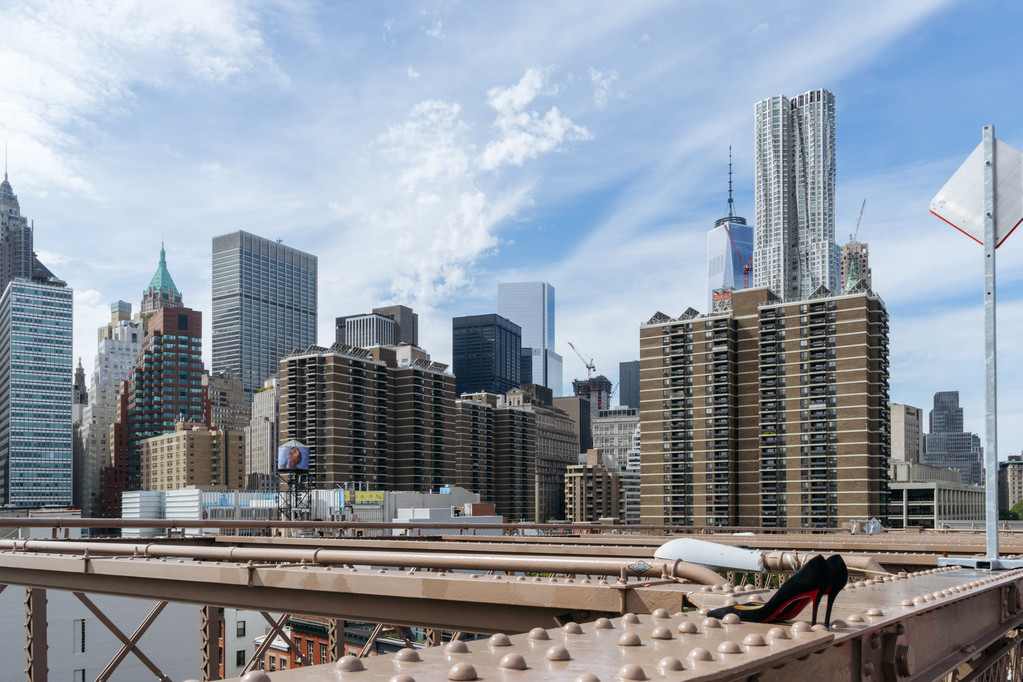 Vista de arranha-céus de Brooklyn Bridge, Downtown, Nova York
. - Foto, Imagem