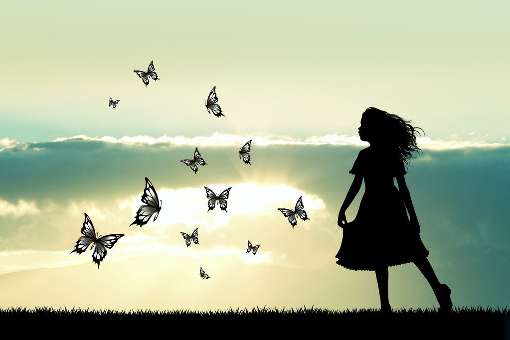 meisje en vlinders - Foto, afbeelding