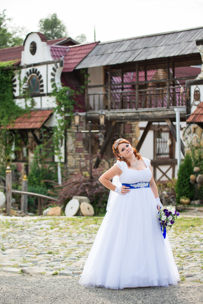schöne Braut am Hochzeitstag - Foto, Bild