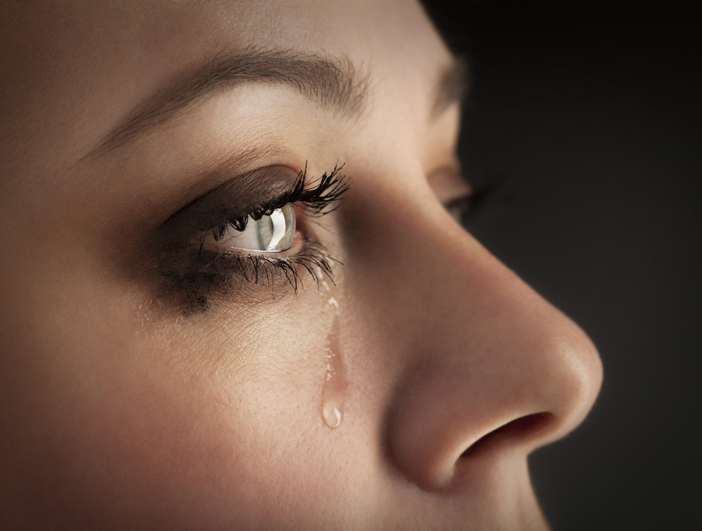 schoonheid meisje huilen - Foto, afbeelding