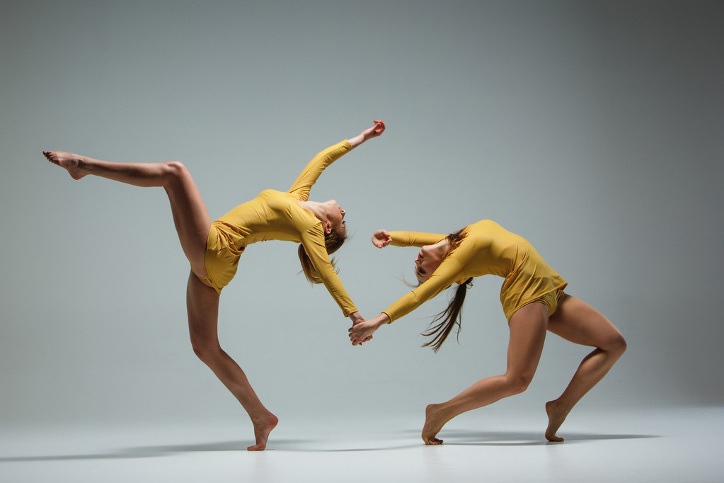 Les deux danseurs de ballet modernes
 - Photo, image