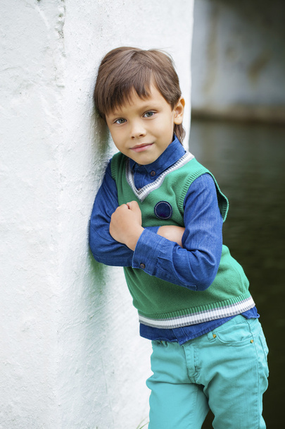 Fashionable little boy outdoor at the nice summer day - Фото, зображення