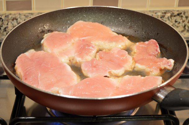 Στο τηγάνισμα κρέας παναρισμένο κοτόπουλο φούρνο - Φωτογραφία, εικόνα