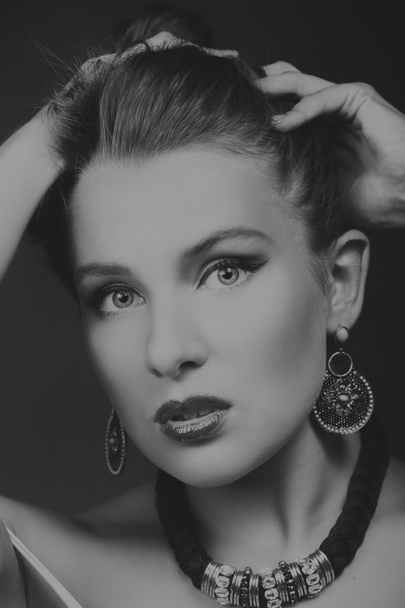 Black and white portrait of a pretty woman. - Fotografie, Obrázek
