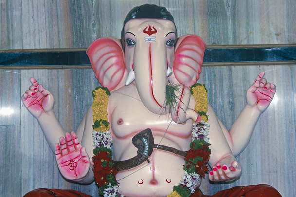 Idole de seigneur ganesh (dieu tête d'éléphant), Festival Ganesh ganpati, Inde
 - Photo, image