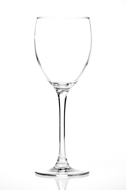 Порожній келих для вина. ізольовані на білому фоні
 - Фото, зображення