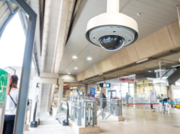 Câmera de segurança de vigilância ou CCTV
 - Foto, Imagem
