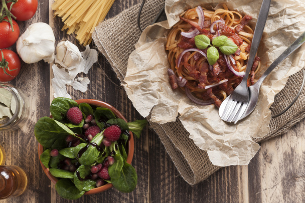 spaghetti amatriciana italian basic food - Foto, afbeelding