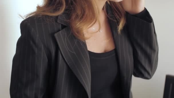 business woman making a phone call - Кадри, відео