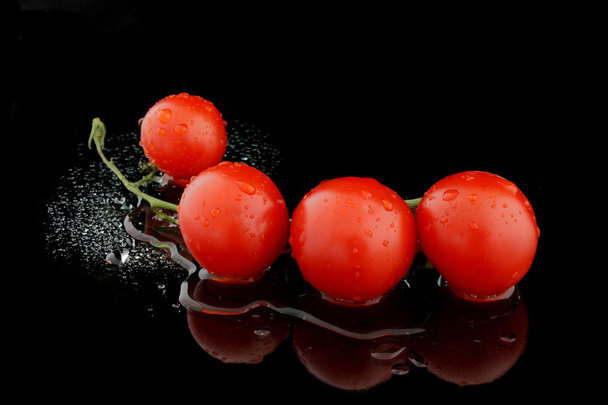 Ein strauch tomaten - Foto, Imagen
