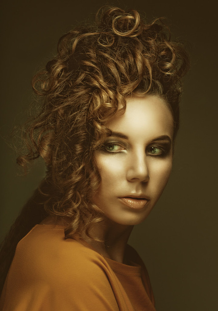 Stylish elegant ladys hairstyle - Valokuva, kuva