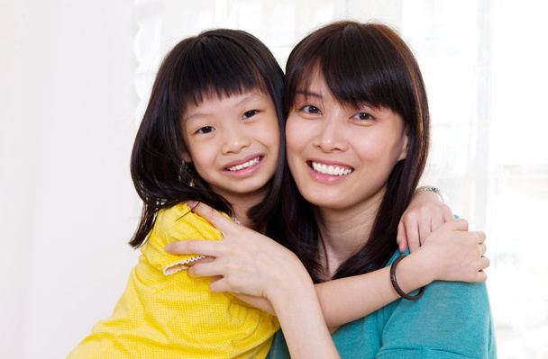 Mother and daughter - 写真・画像