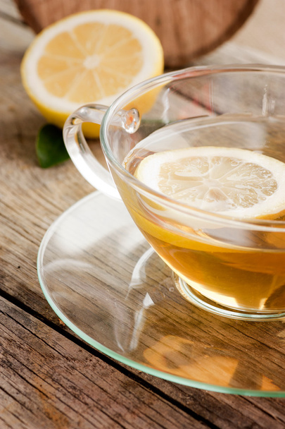 Cup of organic lemon fruit tea - Foto, immagini