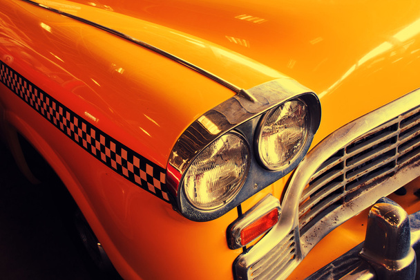Yellow Cab Taxi, Color detail on the headlight of Taxi Checker - Foto, Imagem