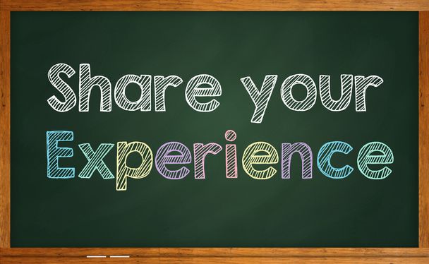 Motiverende citaat "Share Your Experience" geschreven op schoolbord - Foto, afbeelding