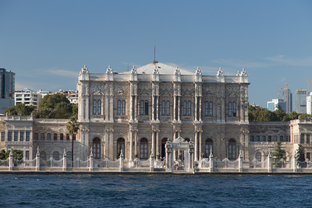 Palacio Dolmabahce en Besiktas, ciudad de Estambul, Turquía
 - Foto, Imagen