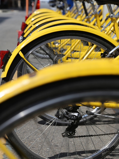 kerékpárok a boltban, a városi kerékpár-megosztási beköltözni eco - Fotó, kép