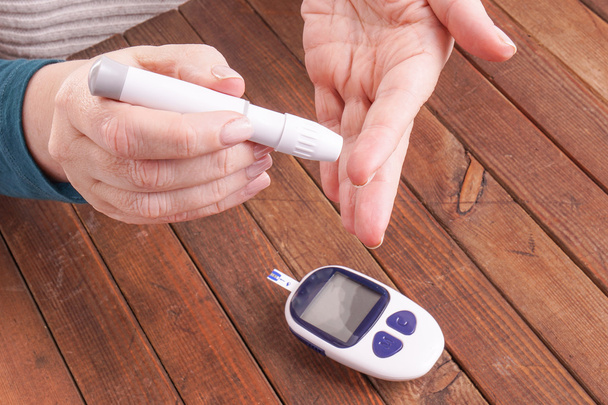 Test du taux de glucose sanguin
 - Photo, image