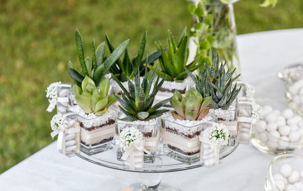 arreglo floral para banquetes de boda
 - Foto, Imagen