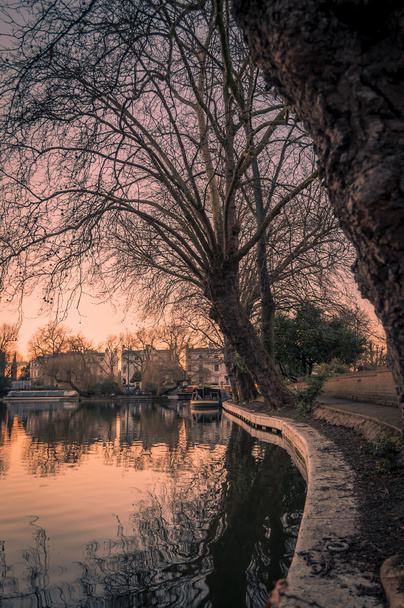 Захід сонця над Ріджентс-канали в Лондоні - Фото, зображення