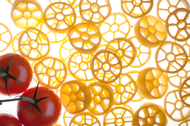 Rotelle et tomates
 - Photo, image