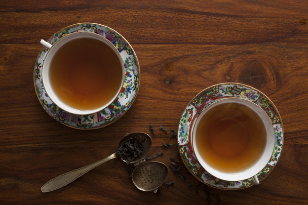 tasse à thé sur table en bois - Photo, image
