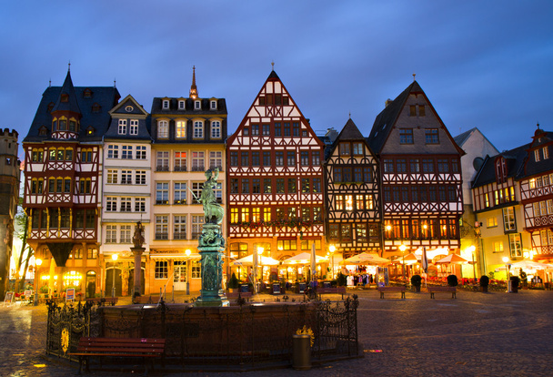 historické centrum Frankfurtu za soumraku - Fotografie, Obrázek