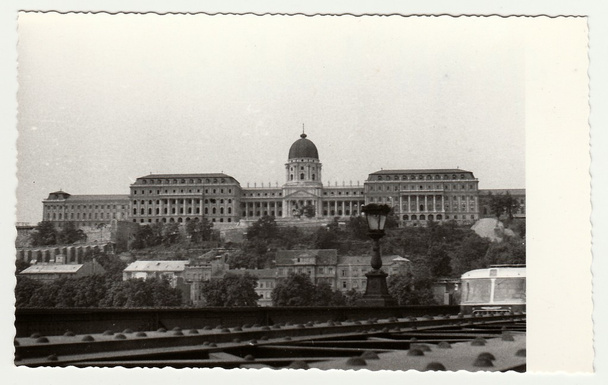 Vintage fotó mutatja a királyi palota a budapesti (Budai vár) Magyarországon. - Fotó, kép