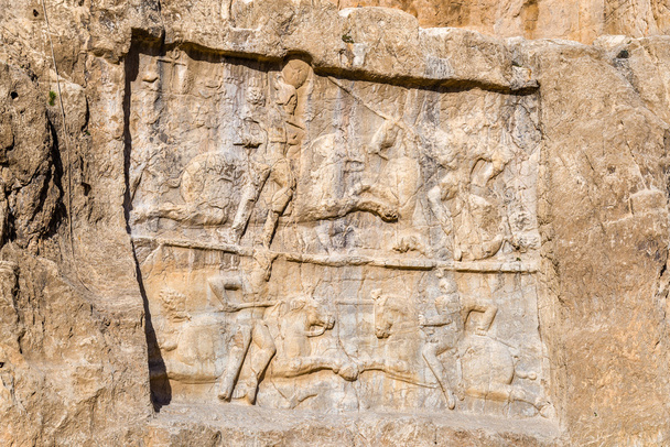 Ancient carvings at Naqsh-e Rustam necropolis in Iran - Фото, зображення