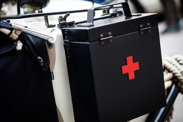 First aid box - Foto, Bild