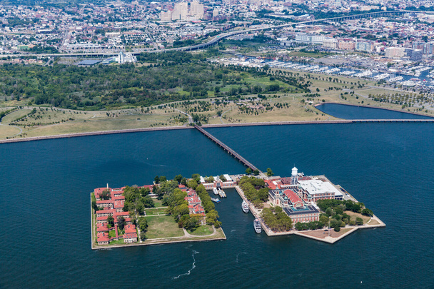Ellis Island from helicopter, New Jersey, August 2015 - Zdjęcie, obraz