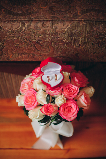 Wonderful luxury wedding bouquet of different flowers - Foto, Imagem