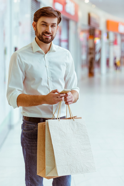 Man doing shopping - Foto, imagen