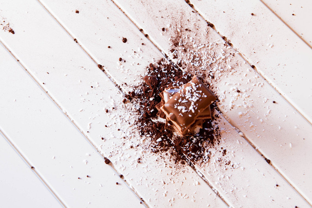 Cocoa powder and chocolate - Foto, imagen