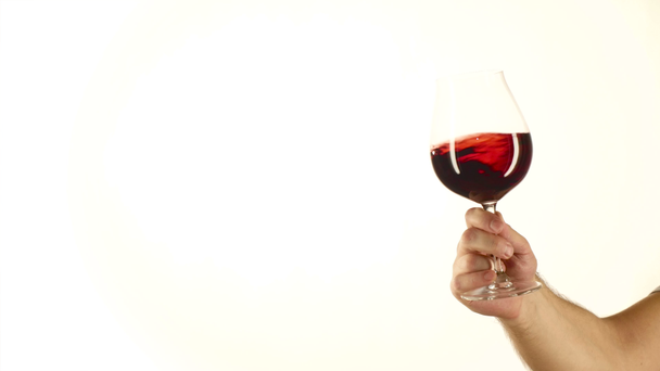 Vin rouge éclaboussé, blanc
 - Séquence, vidéo