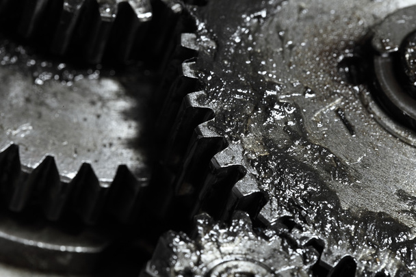 Контакт зубчатых колес в механизме, концепция бизнес-партнера
 - Фото, изображение