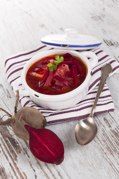 美味しいウクライナ ボルシチ スープ - 写真・画像