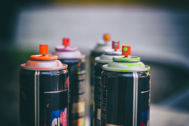 Spray paint cans - Zdjęcie, obraz