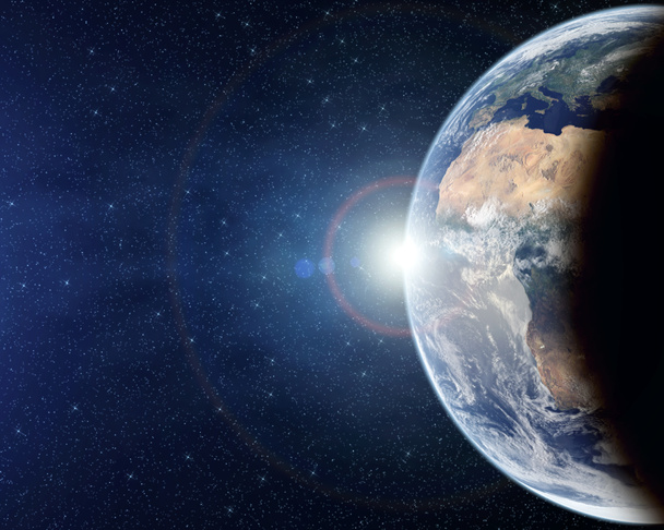Πλανήτη γη από ψηλά με αναλαμπή φακού - Φωτογραφία, εικόνα