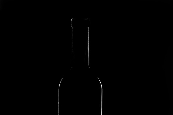 Contour of vine bottle - Fotografie, Obrázek