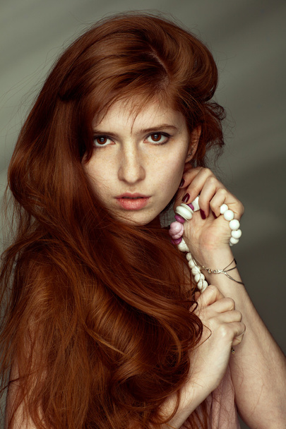 όμορφη redheaded κορίτσι - Φωτογραφία, εικόνα