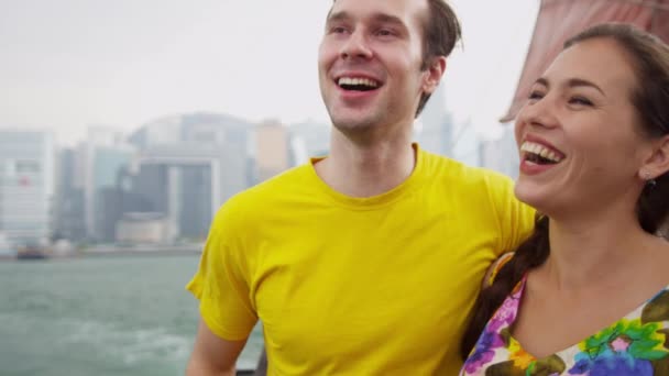 Paar auf Sightseeingtour rund um Hongkong - Filmmaterial, Video