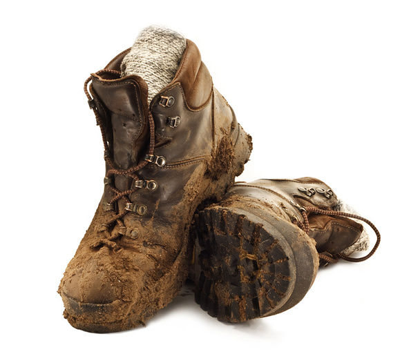 zabłocone buty trekkingowe - Zdjęcie, obraz