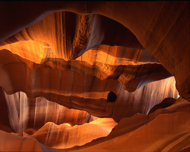 Grotte di calcare rosso
 - Foto, immagini